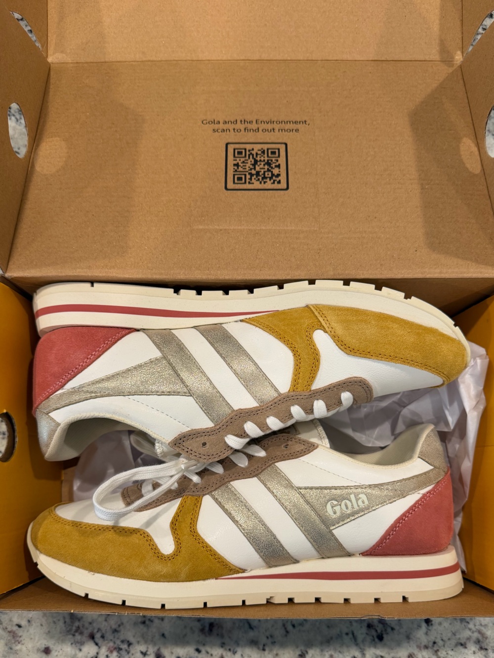 NWT!! Gola Daytona Sneakers
